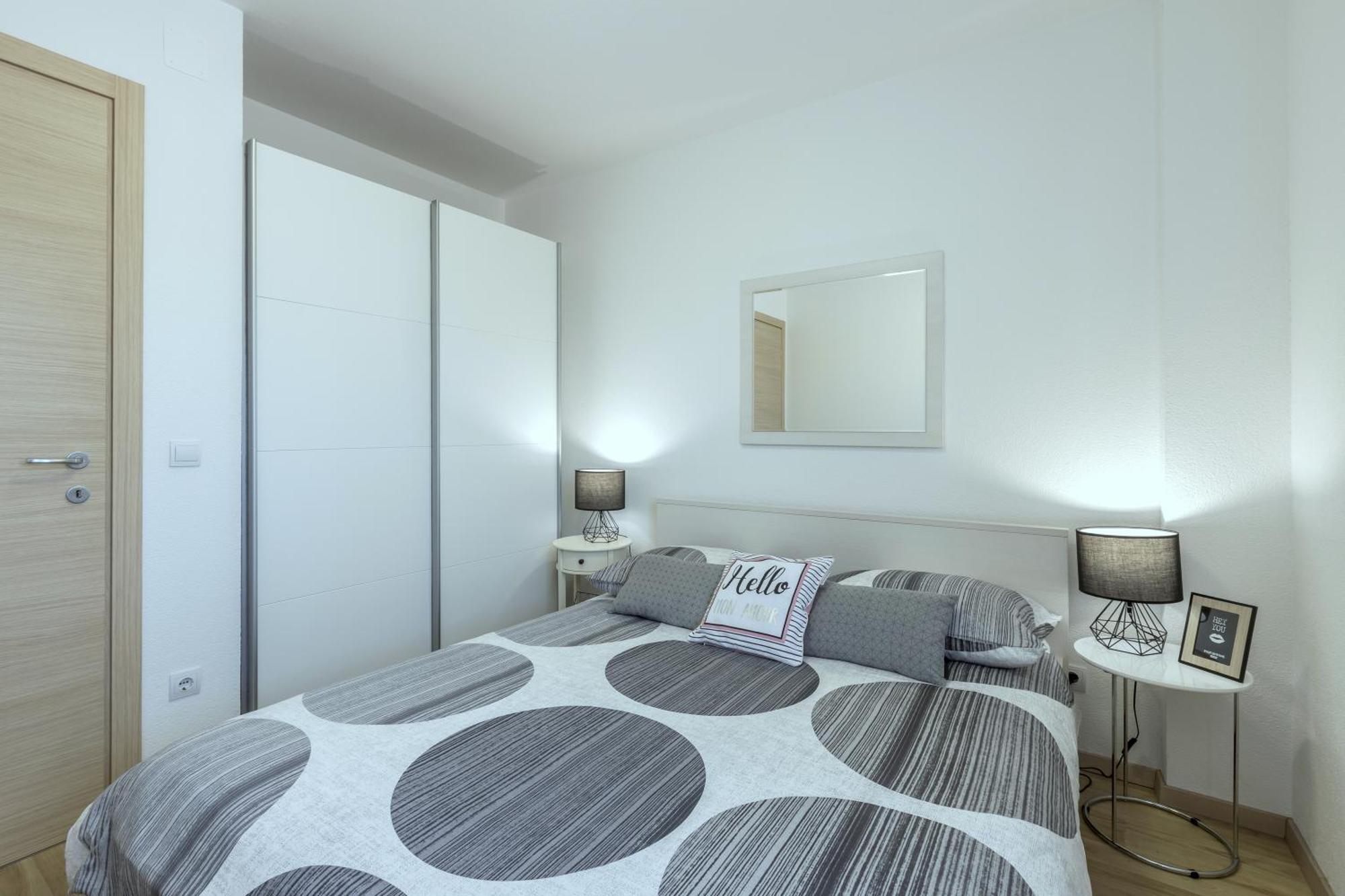Iris Beach Apartments Каштела Номер фото